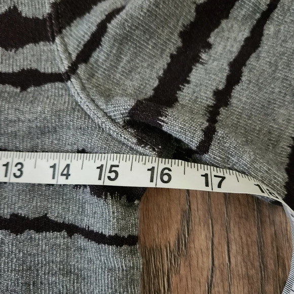 A.L.C sweater - Picture 7 of 7